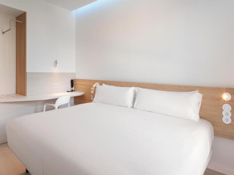 B&B HOTEL Lleida image
