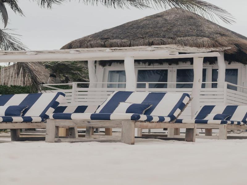 Tuup Oceanfront image