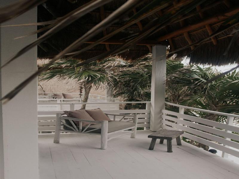 Tuup Oceanfront image