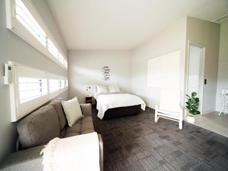 Lakeview Hideaway image