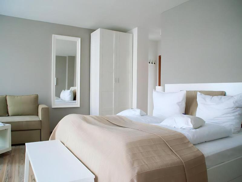 Apartment Hotel Lindeneck image