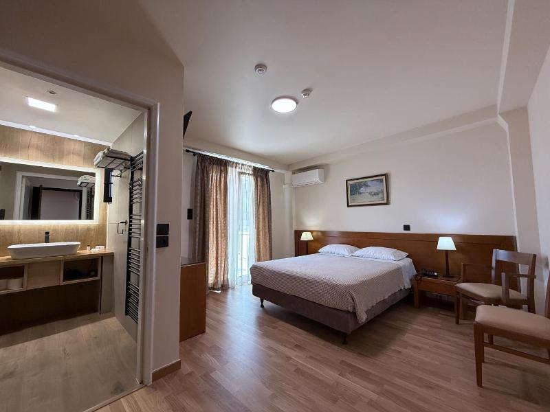 Hotel Athina