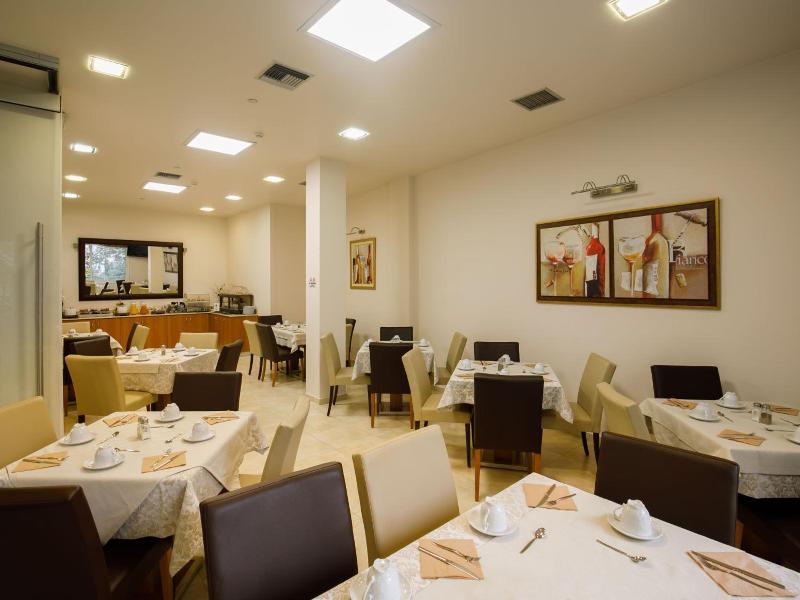 Hotel Athina