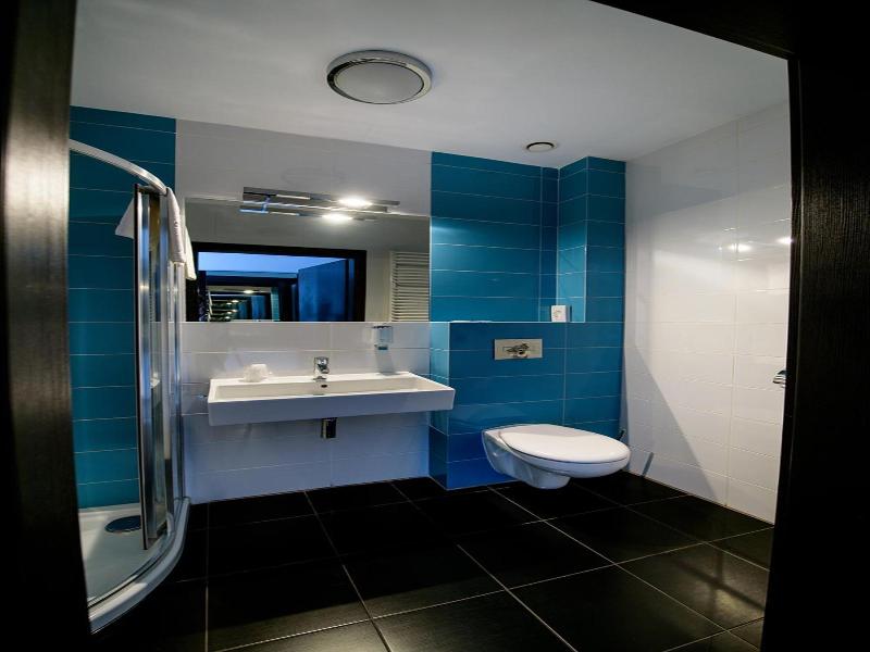 Hotel Grafit image