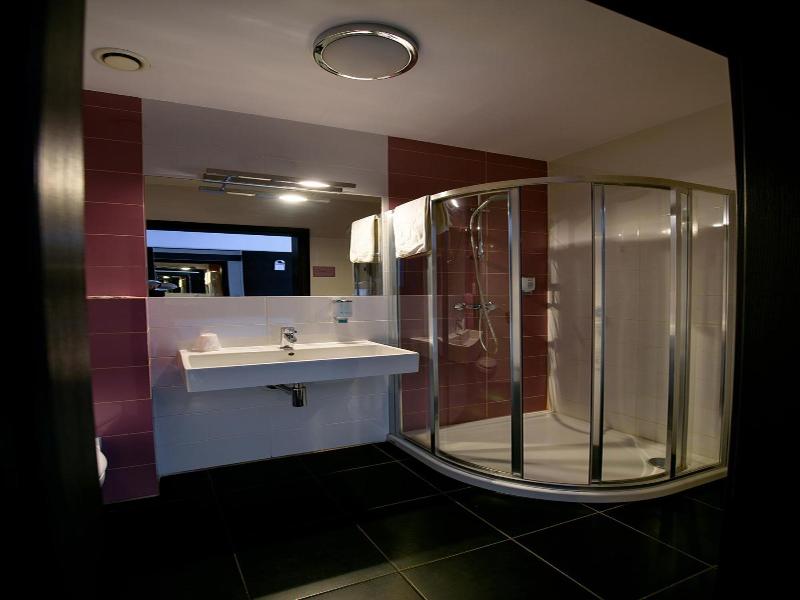 Hotel Grafit image