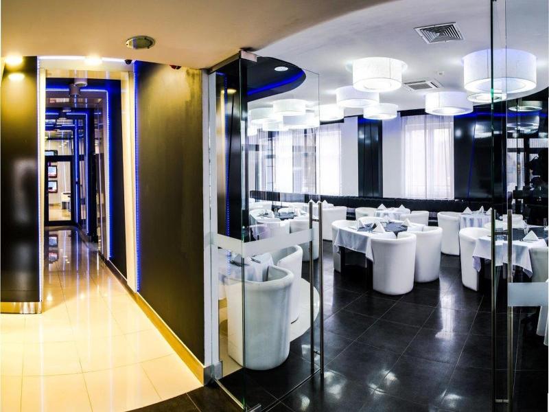 Hotel Grafit image