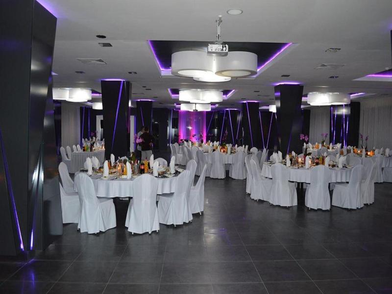 Hotel Grafit image