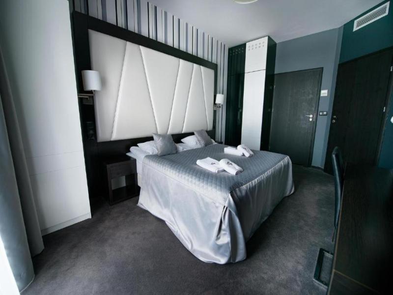 Hotel Grafit image