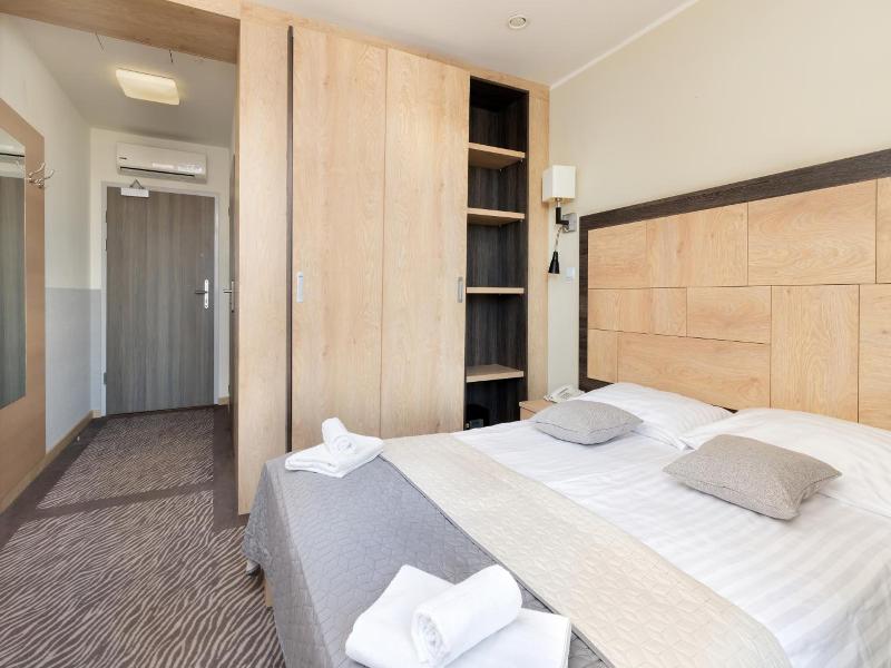 Hotel Nad Wis C O
