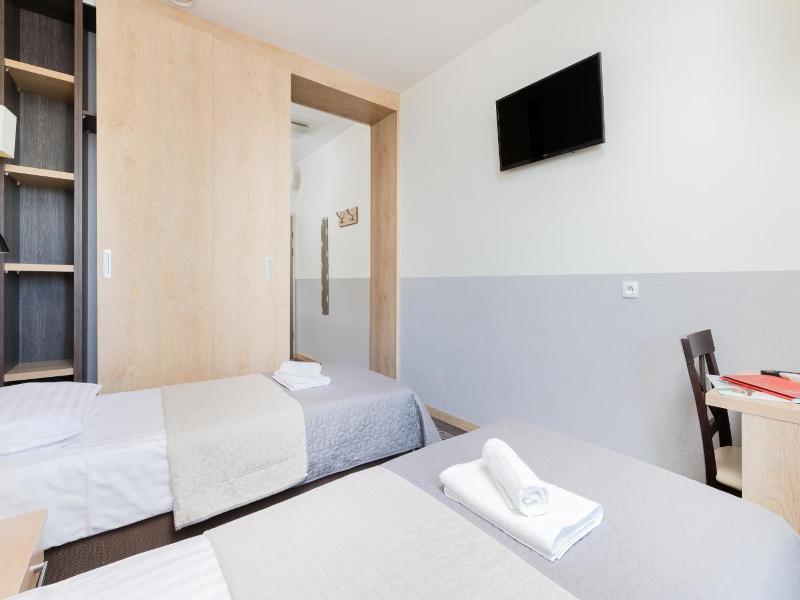 Hotel Nad Wis C O