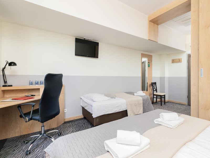 Hotel Nad Wis C O