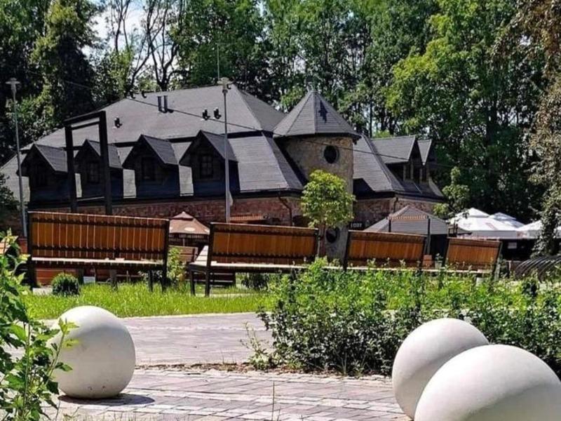 Hotel Podzamcze image