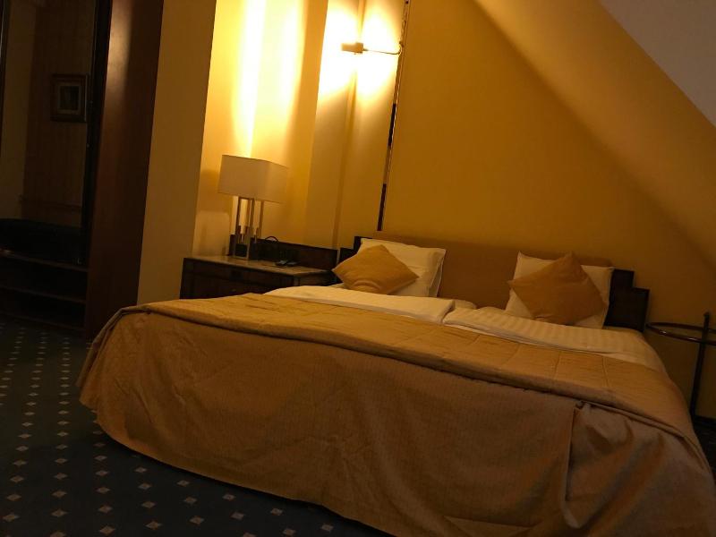 Hotel Podzamcze image