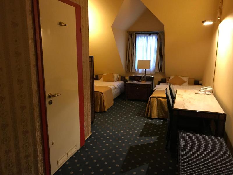Hotel Podzamcze image