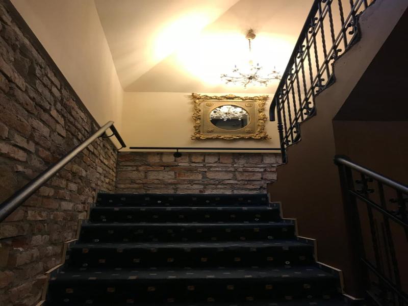 Hotel Podzamcze image