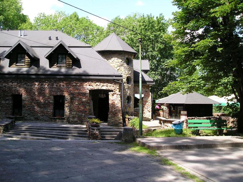 Hotel Podzamcze image