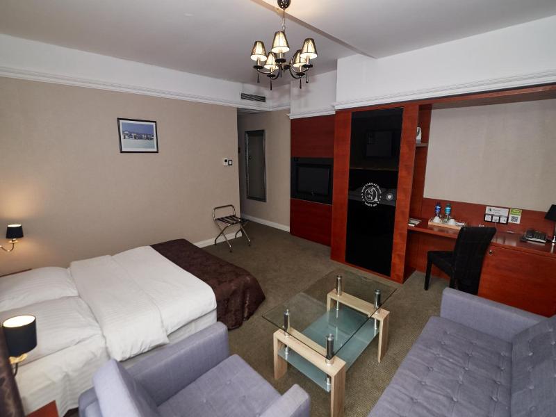 Hotel Spa Kameleon image