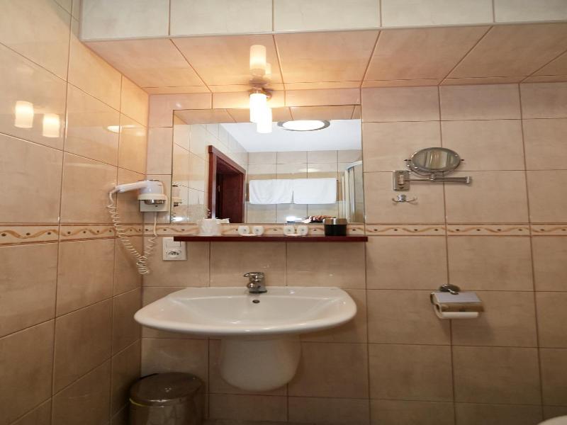 Hotel Spa Kameleon image