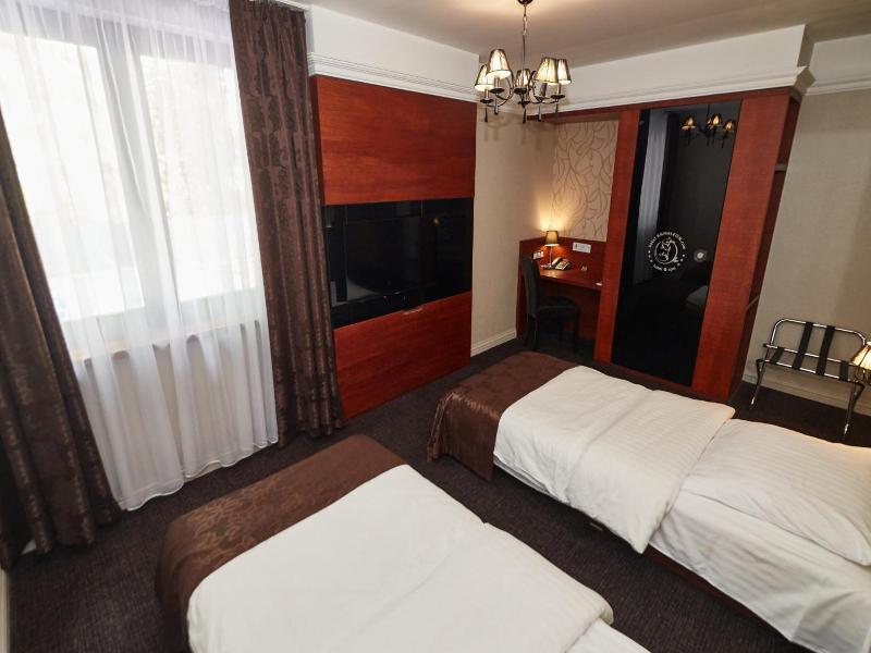 Hotel Spa Kameleon image