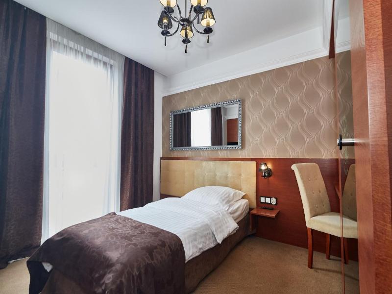 Hotel Spa Kameleon image