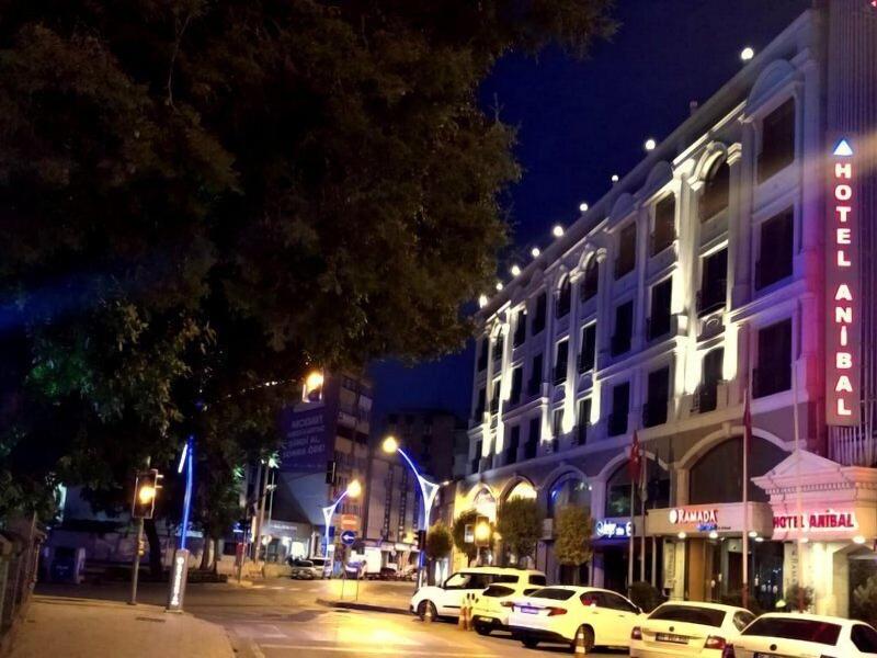Hotel Anibal image