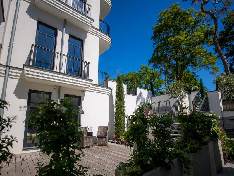 Strandhotel Fontana image