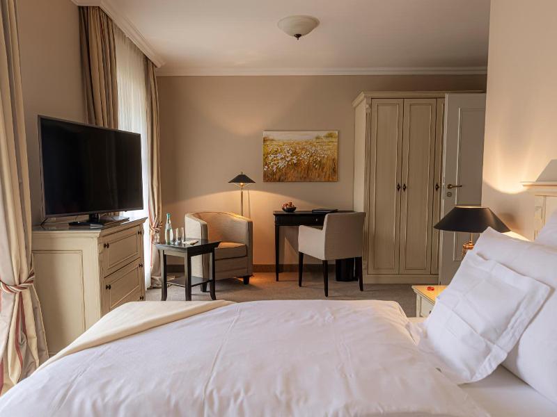 Strandhotel Fontana image