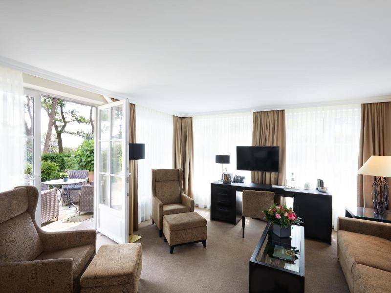 Strandhotel Fontana image