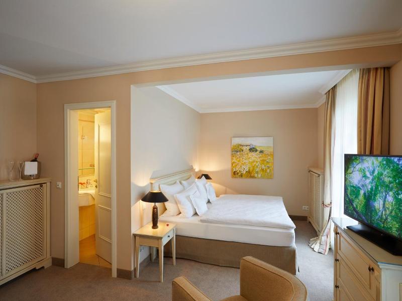 Strandhotel Fontana image