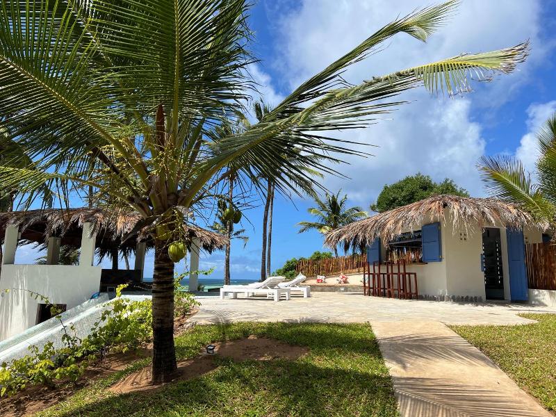 Gecko Resort image