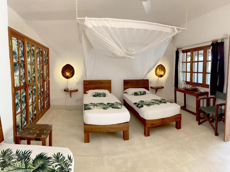 Gecko Resort image