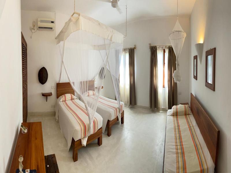 Gecko Resort image