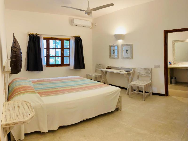 Gecko Resort image