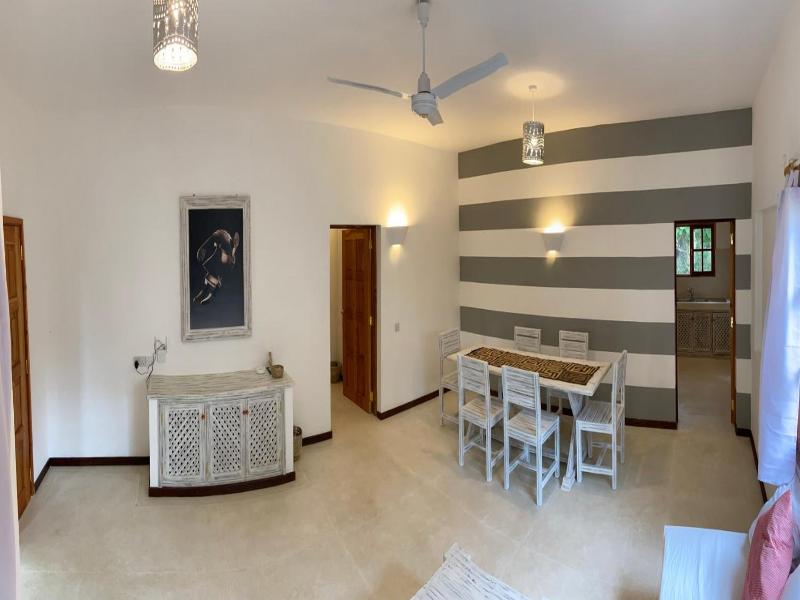 Gecko Resort image