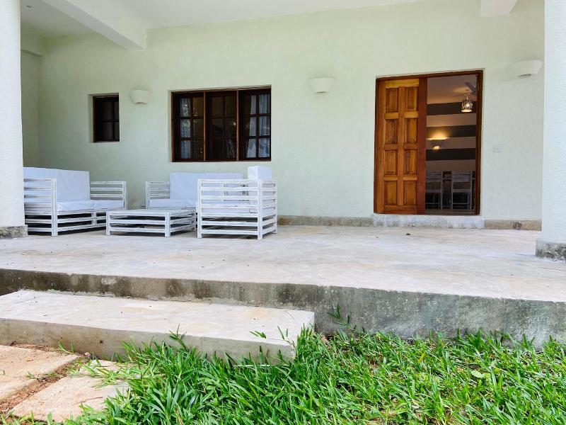 Gecko Resort image