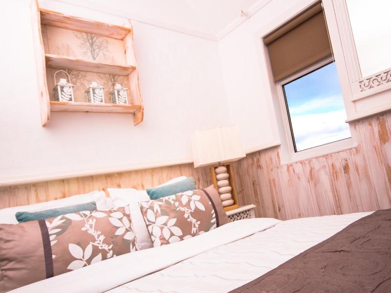 Haylie Hotel image
