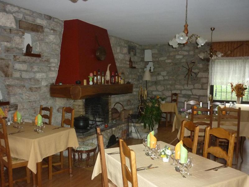 Hotel Restaurant La Chaumiere Du Lac image