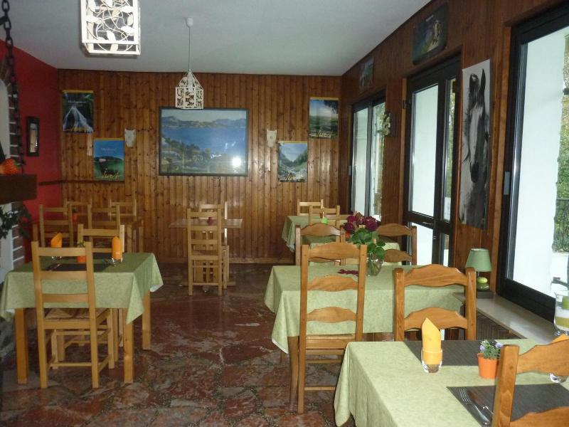 Hotel Restaurant La Chaumiere Du Lac image