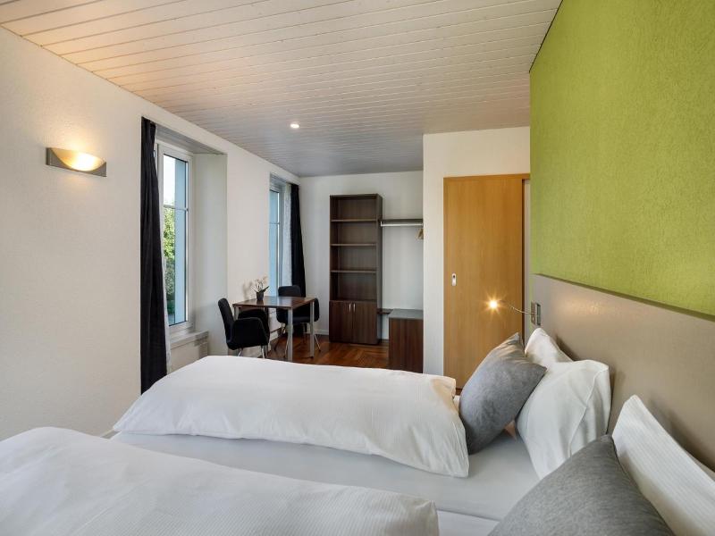 Hotel Lv Wen image