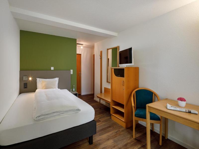 Hotel Lv Wen image