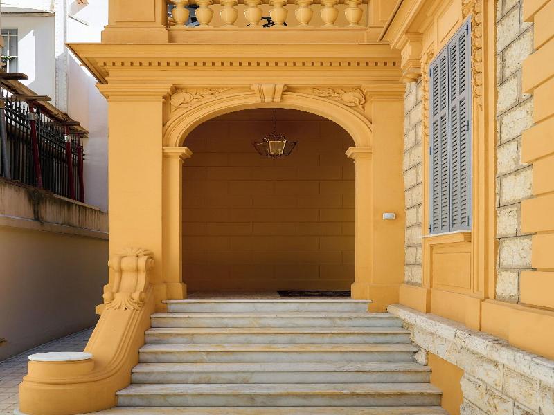 Maison Des Barons image