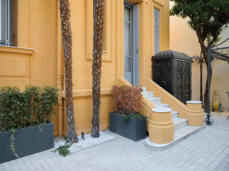 Maison Des Barons image