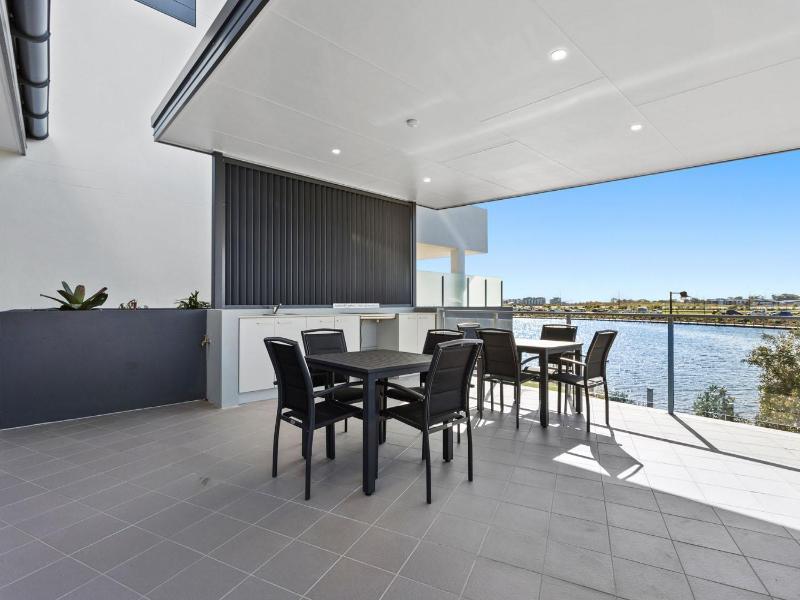 Waterline At Oceanside image