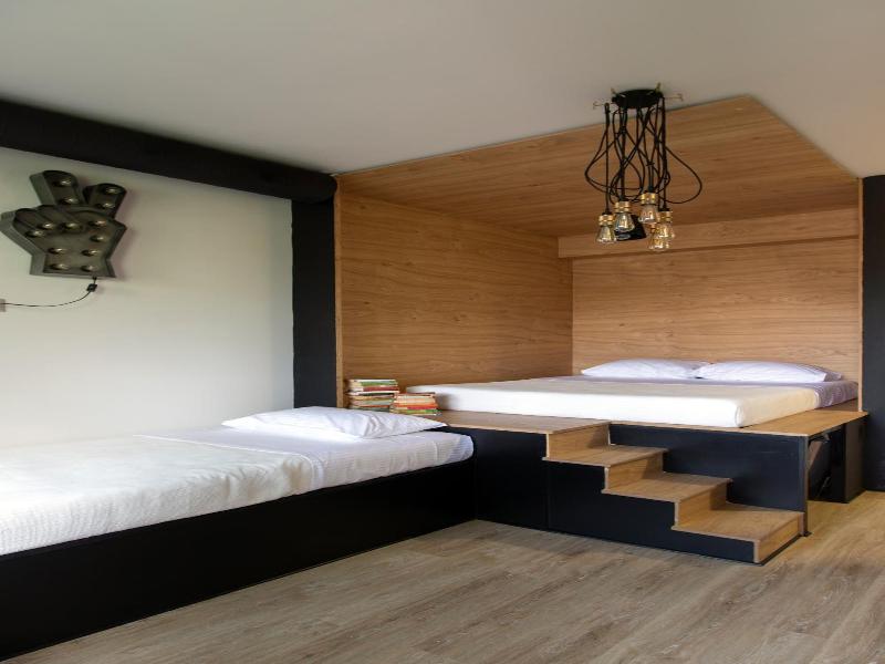 Bespoke House Athens image