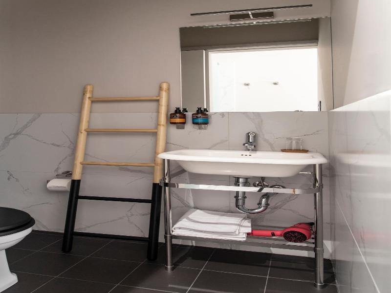 Bespoke House Athens image