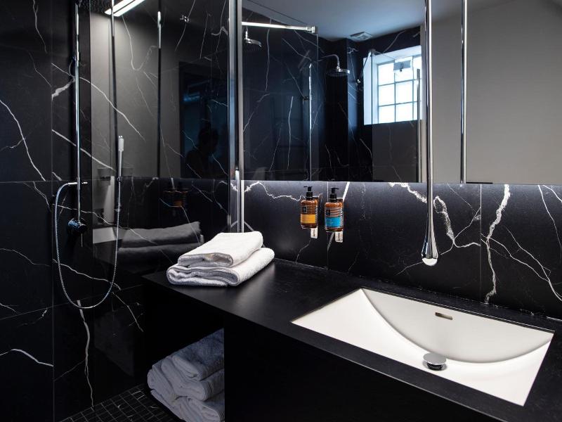 Bespoke House Athens image