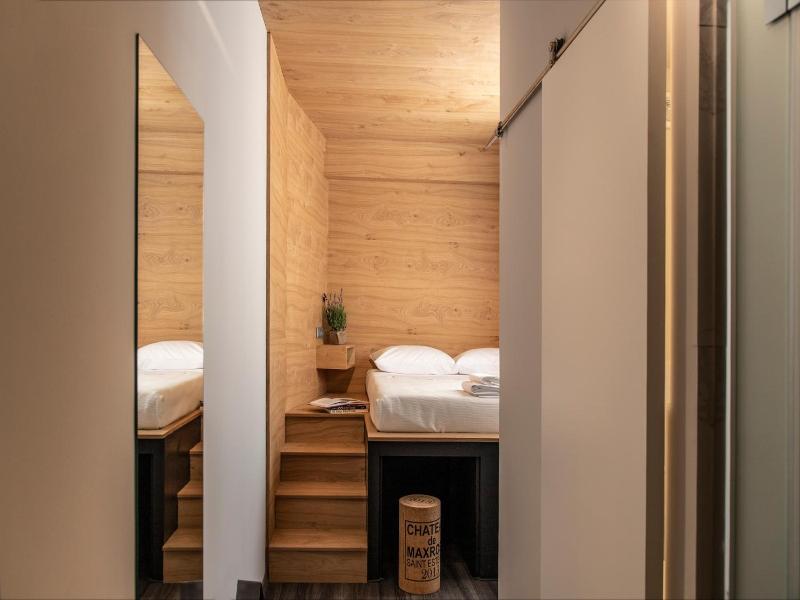 Bespoke House Athens image