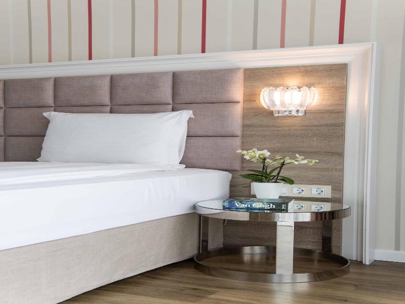 Impresamente Art Hotel image