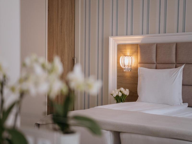 Impresamente Art Hotel image