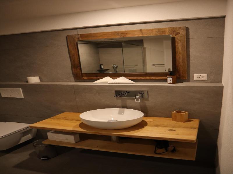 Typically Swiss Hotel Ermitage image